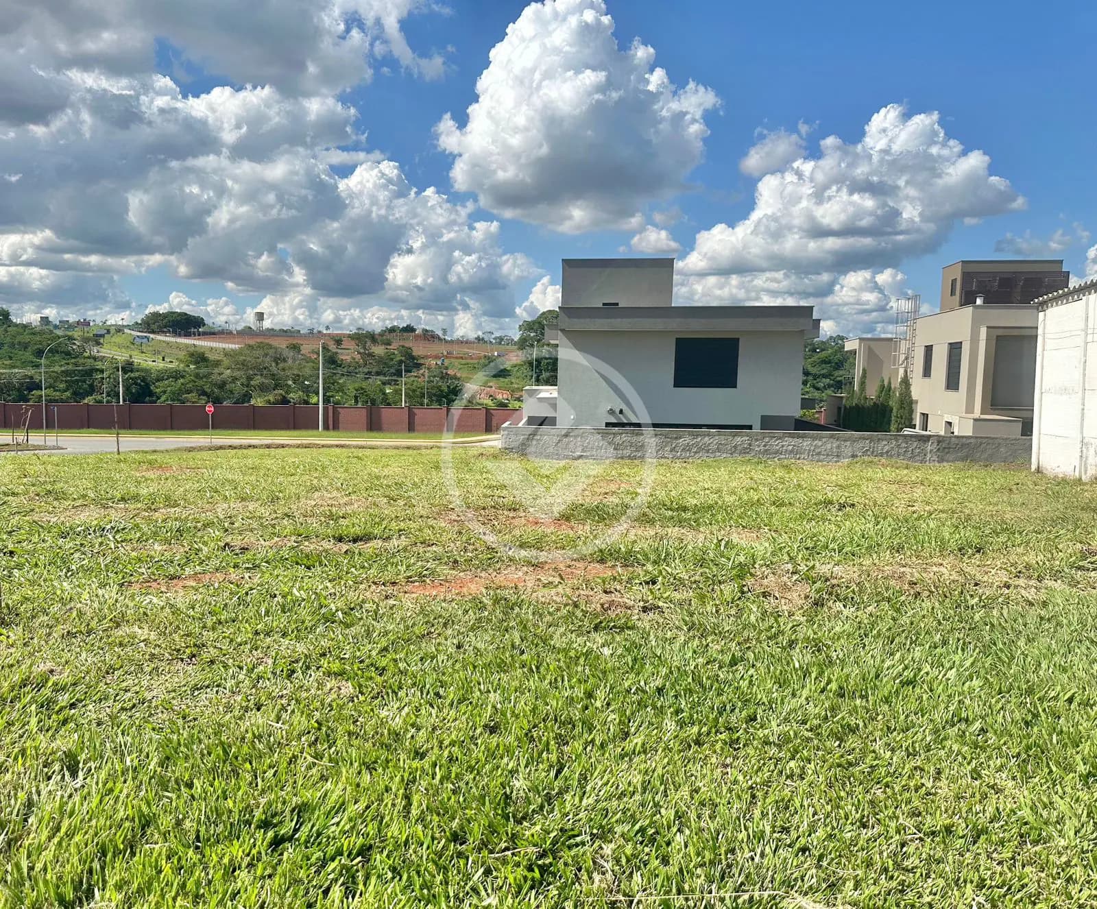 Terreno no Condomínio Jardins França - Ágio R$860.122,00
