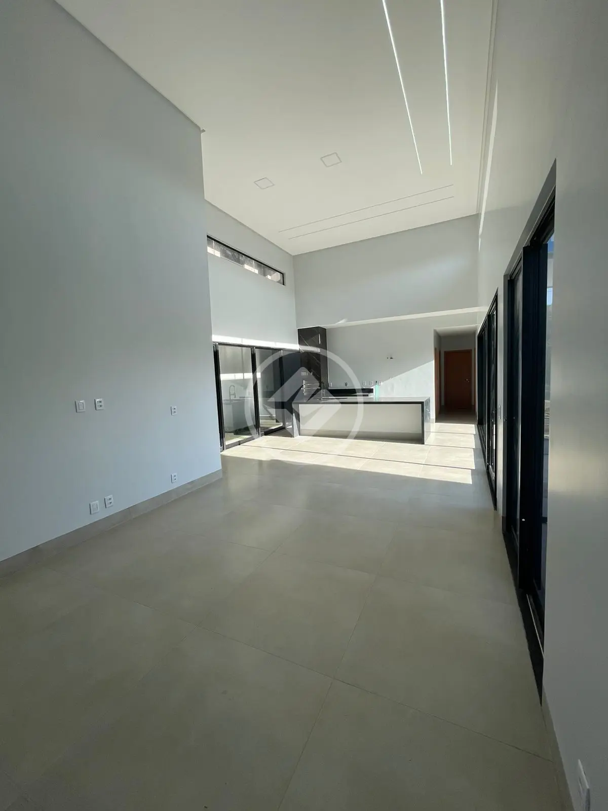 Casa Condomínio 3 quartos no Jardins Barcelona, Senador Canedo — foto 3 de 6
