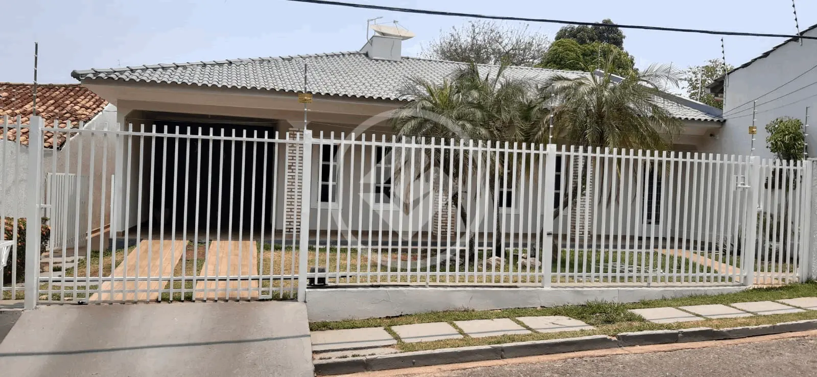 Casa JARDIM UNIVERSITÁRIO, Cuiabá - MT — foto 1