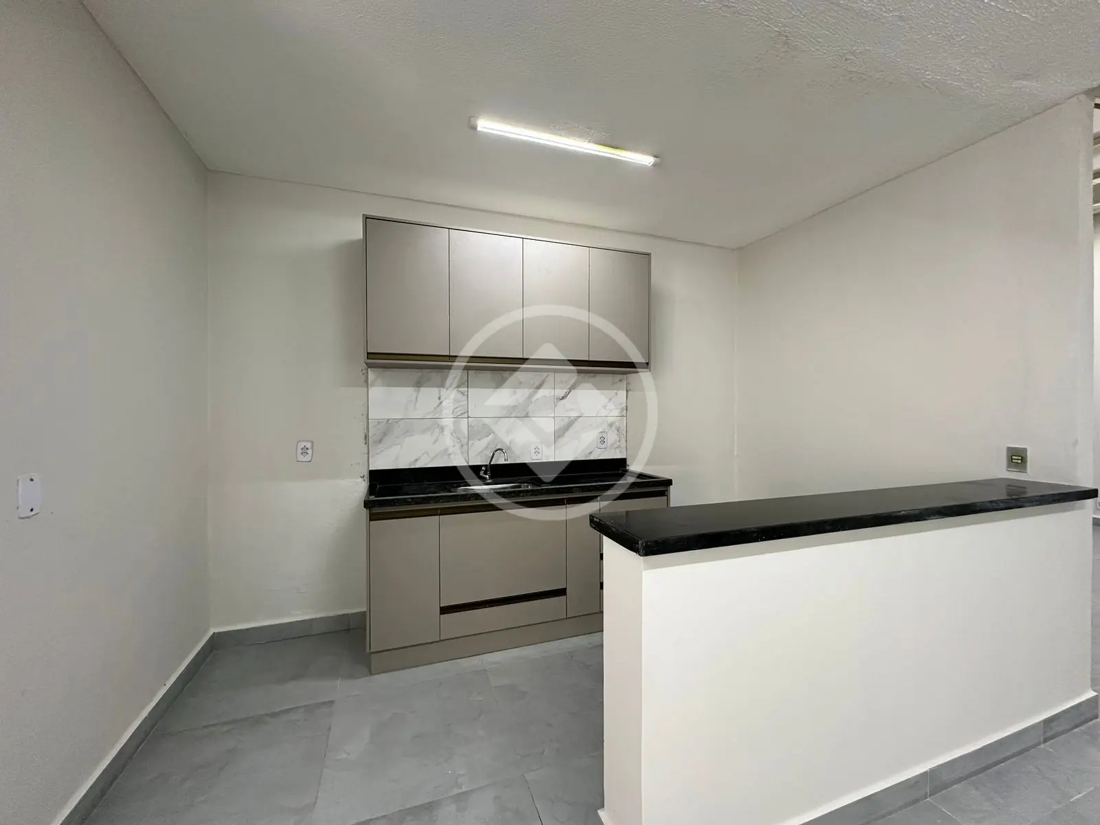 CASA EM CONDOMINIO FECHADO- TERRA NOVA VARZEA GRANDE - GUARITA/23 DE SETEMBRO - 3QUARTOS SENDO 1 SUITE