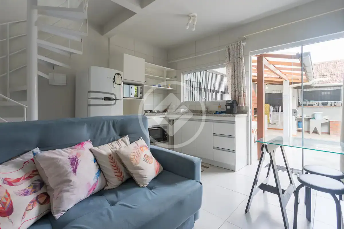 Casa Comercial 4 quartos no Barra da Lagoa, Florianópolis — foto 3 de 6