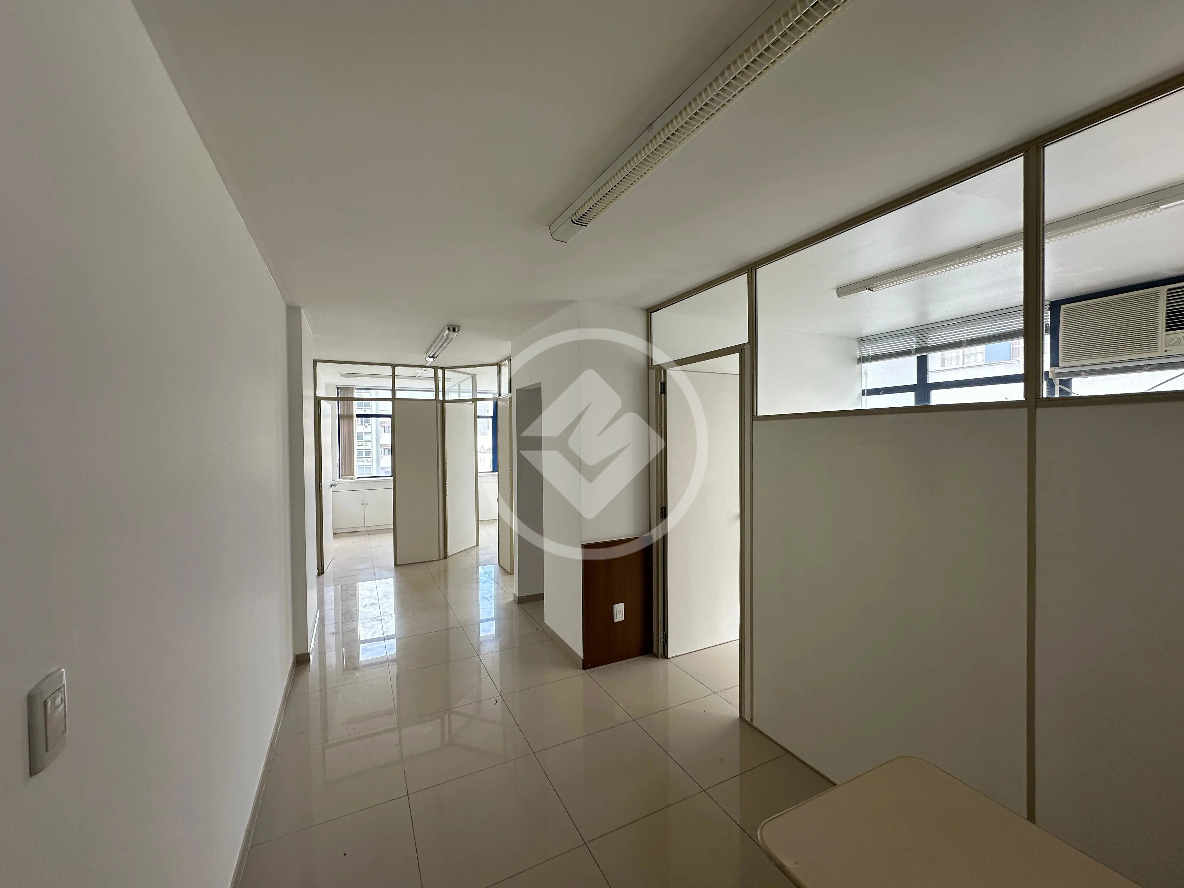 SALA COMERCIAL NO CENTRO DE OPORTUNIDADE