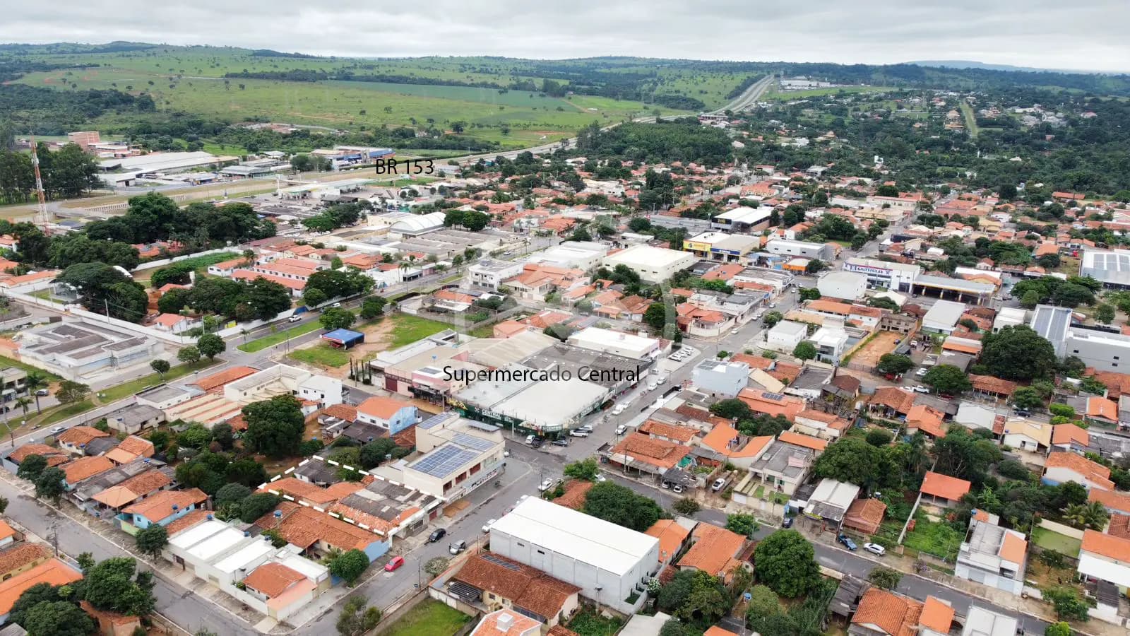 Casa Vila Grimpas (Centro), Hidrolândia - GO — foto 2