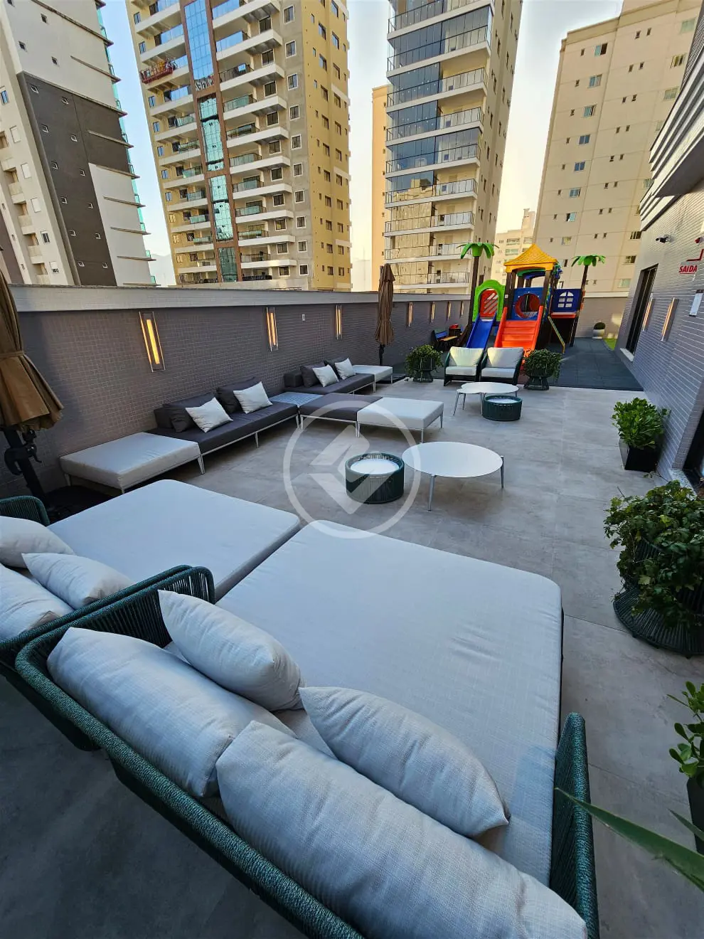 Apartamento Meia Praia, Itapema - SC — foto 1