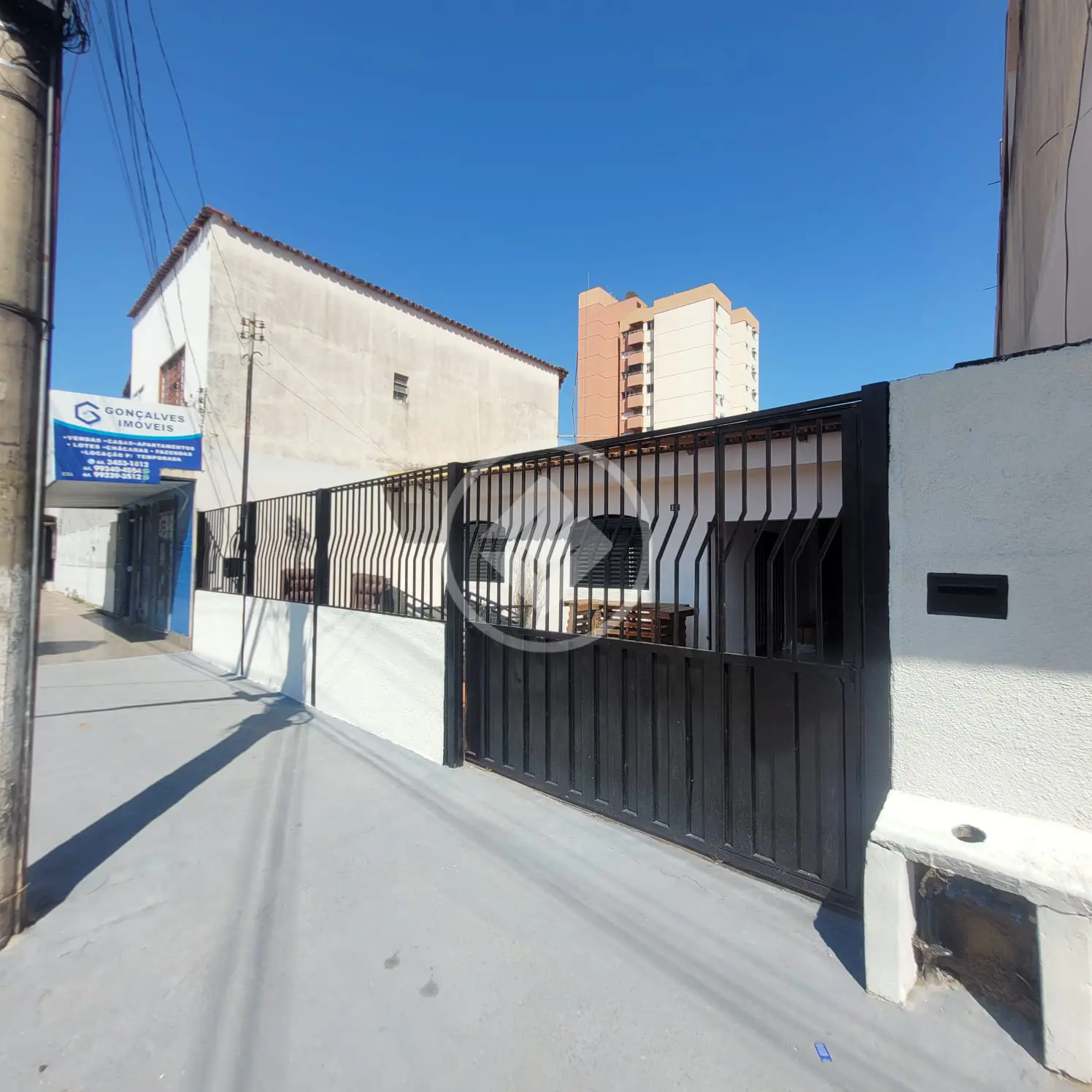 REF: Office2530 Casa em Caldas Novas, sendo 5 quartos 3 suítes com 287,99m²