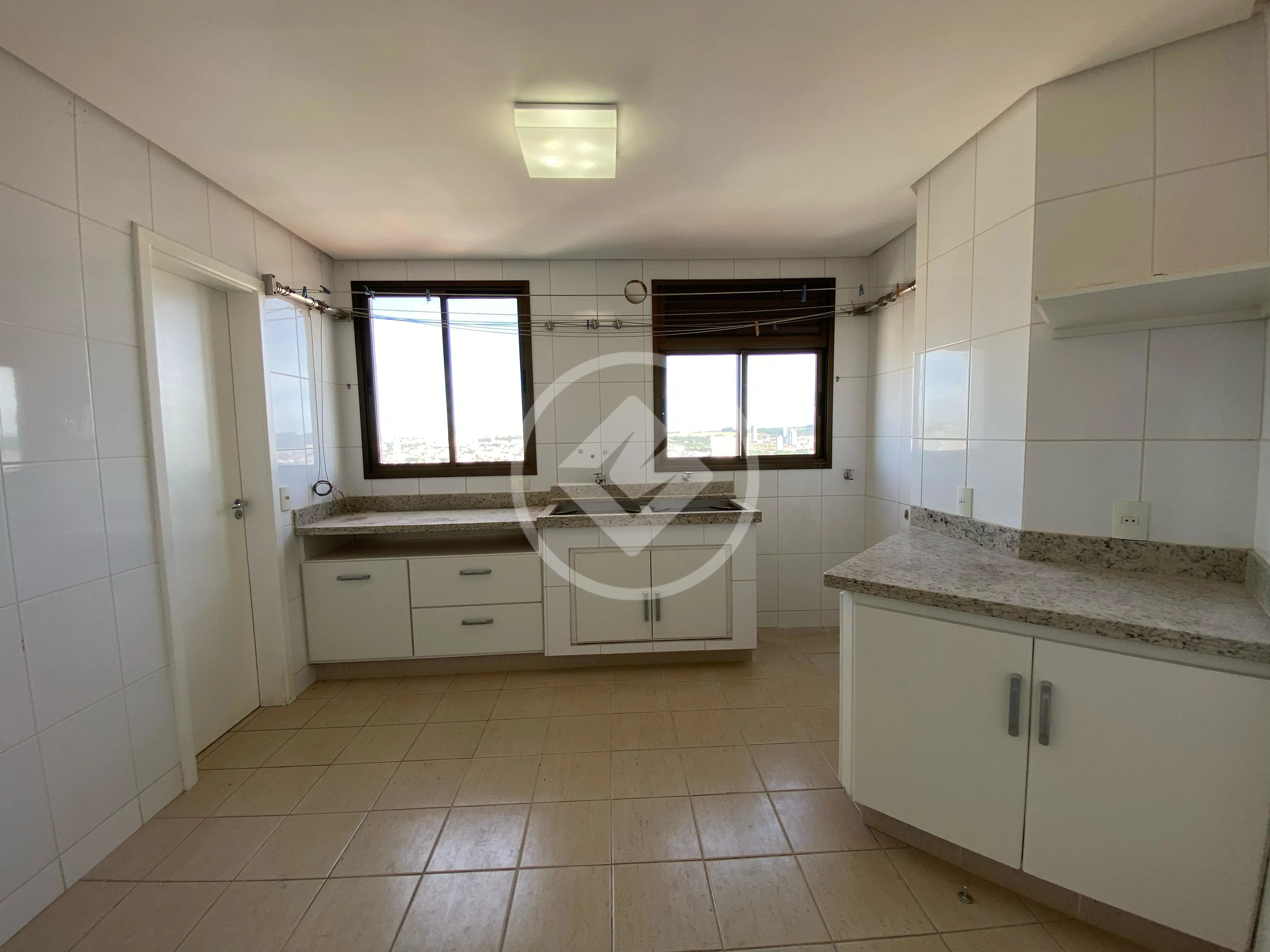 Sobrado Em Condomínio 4 quartos no Setor Central, Rio Verde — foto 5 de 6