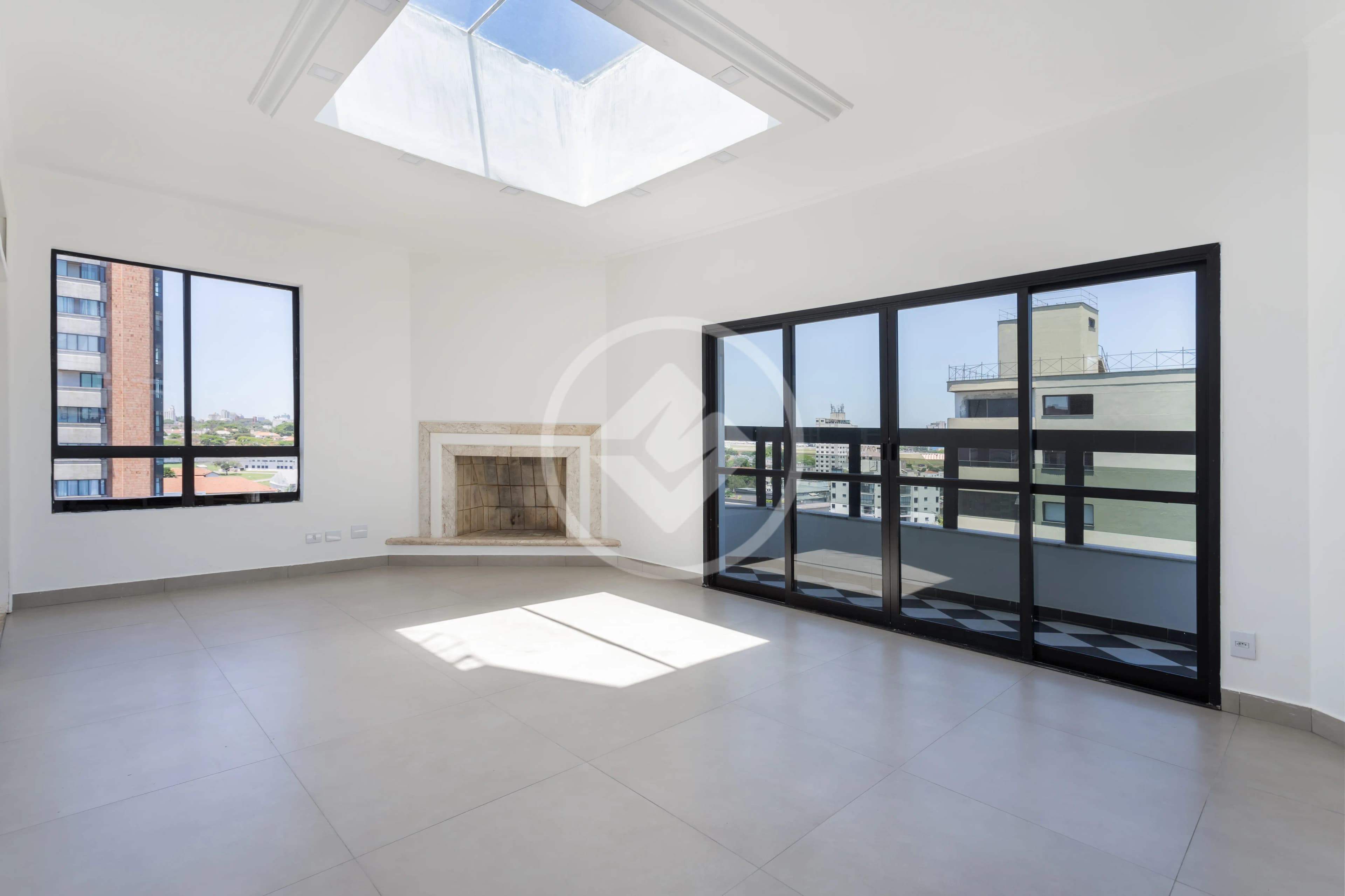 Cobertura Duplex a venda em Moema com 305m² com 4 dormitorios 2 suites e 4 vagas independentes - FORA DOS PORTAIS -DUPLICIDADE ORIGINAL 58194