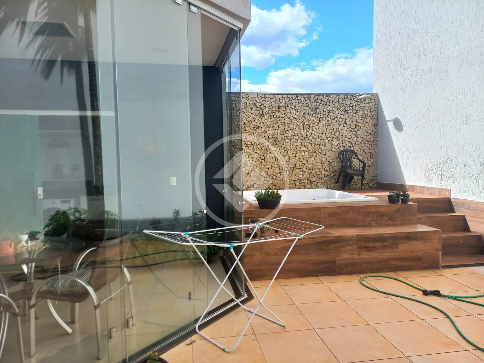 Sobrado 4 quartos no Alto Umuarama, Uberlândia — foto 4 de 6