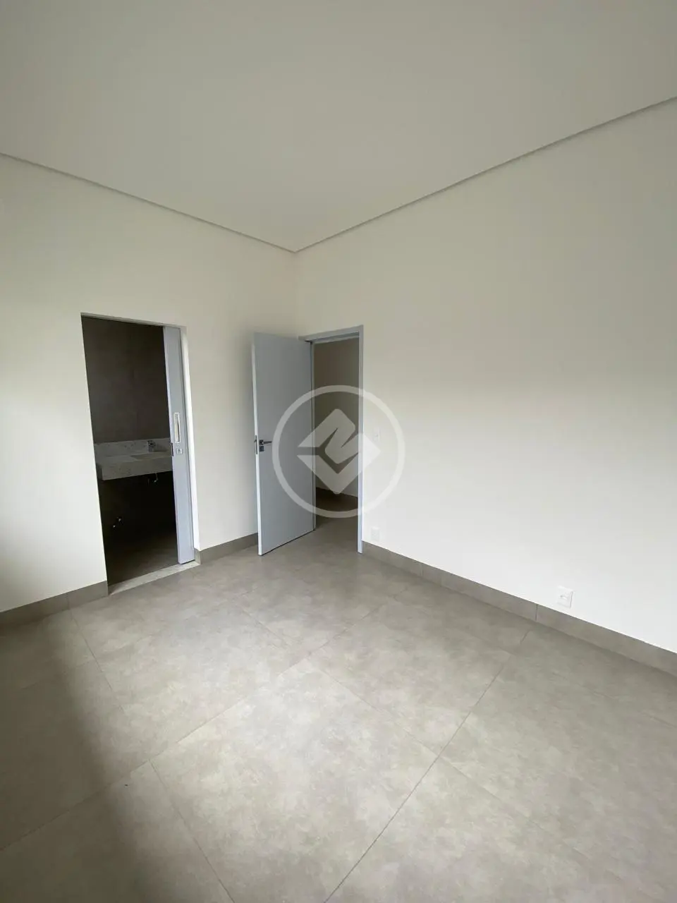 Casa Condomínio 3 quartos no Jardim Espanha, Uberlândia — foto 5 de 6