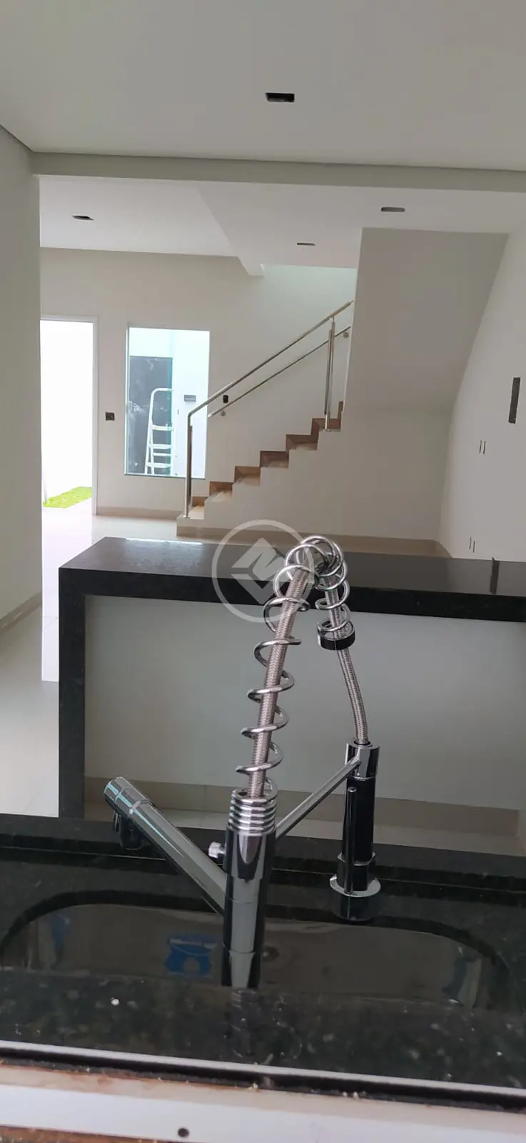 Sobrado à Venda com 3 Quartos, sendo 1 Suíte – 108 m² - Laranjeiras - Uberlândia/MG