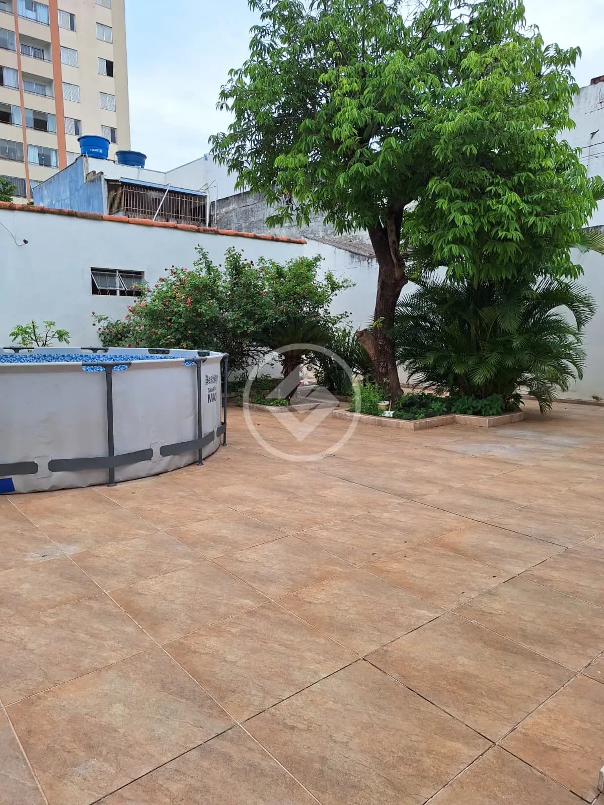 Casa à Venda com 2 Quartos - 450 m² - Martins - Uberlândia/MG
