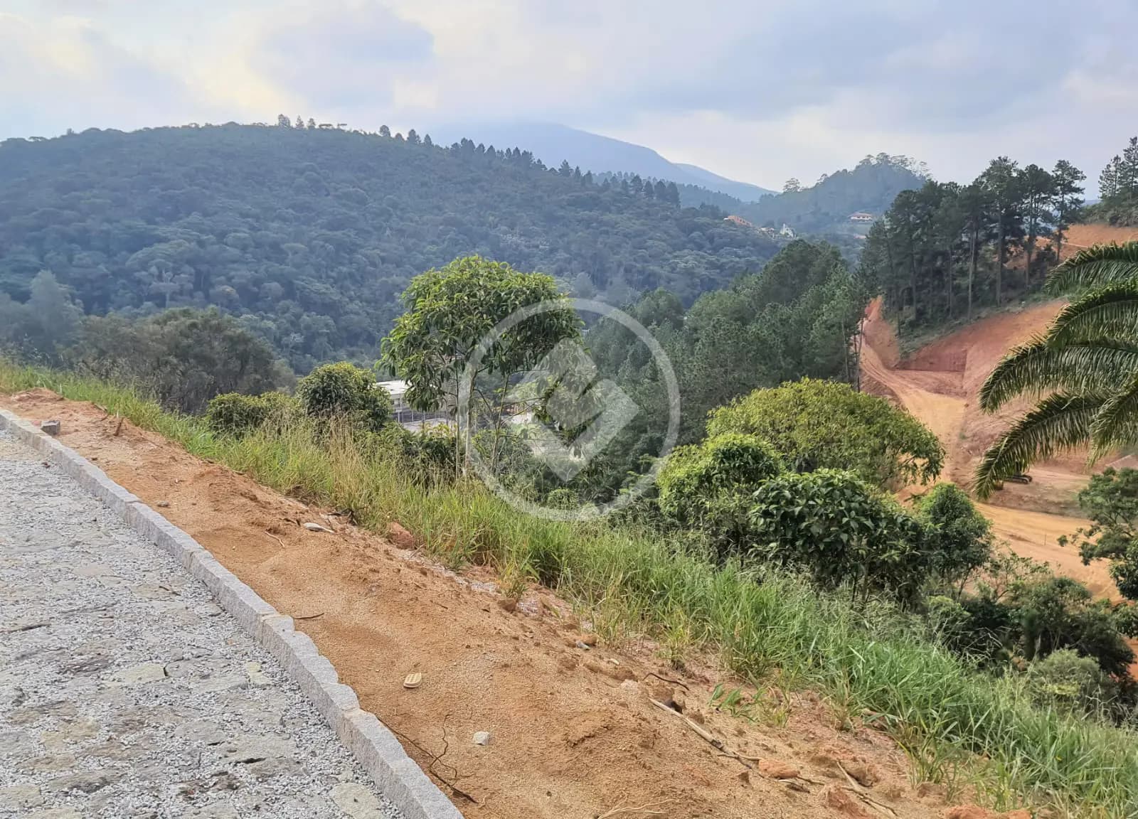Terreno Condomínio Green Valleiy, Teresópolis - RJ — foto 1