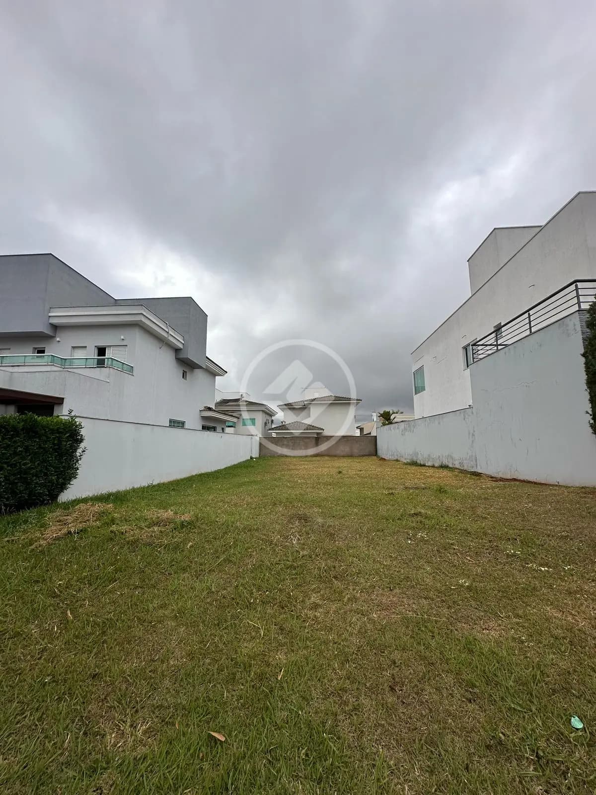Terreno à venda – 346 m²- Jardim Inconfidência - Uberlândia/MG