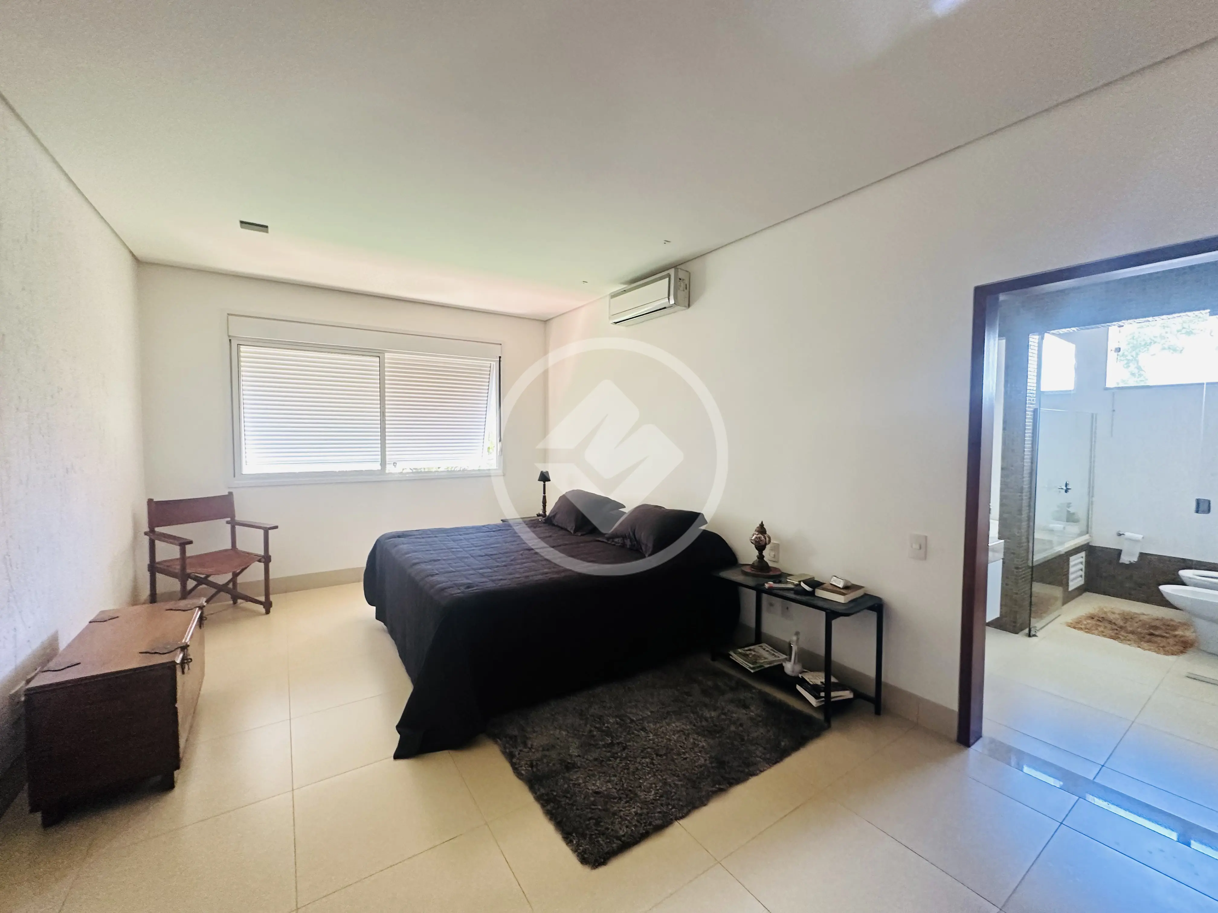 Casa à venda com 3 quartos, sendo 2 suítes – 369,65 m²- Nova Uberlândia - Uberlândia/MG