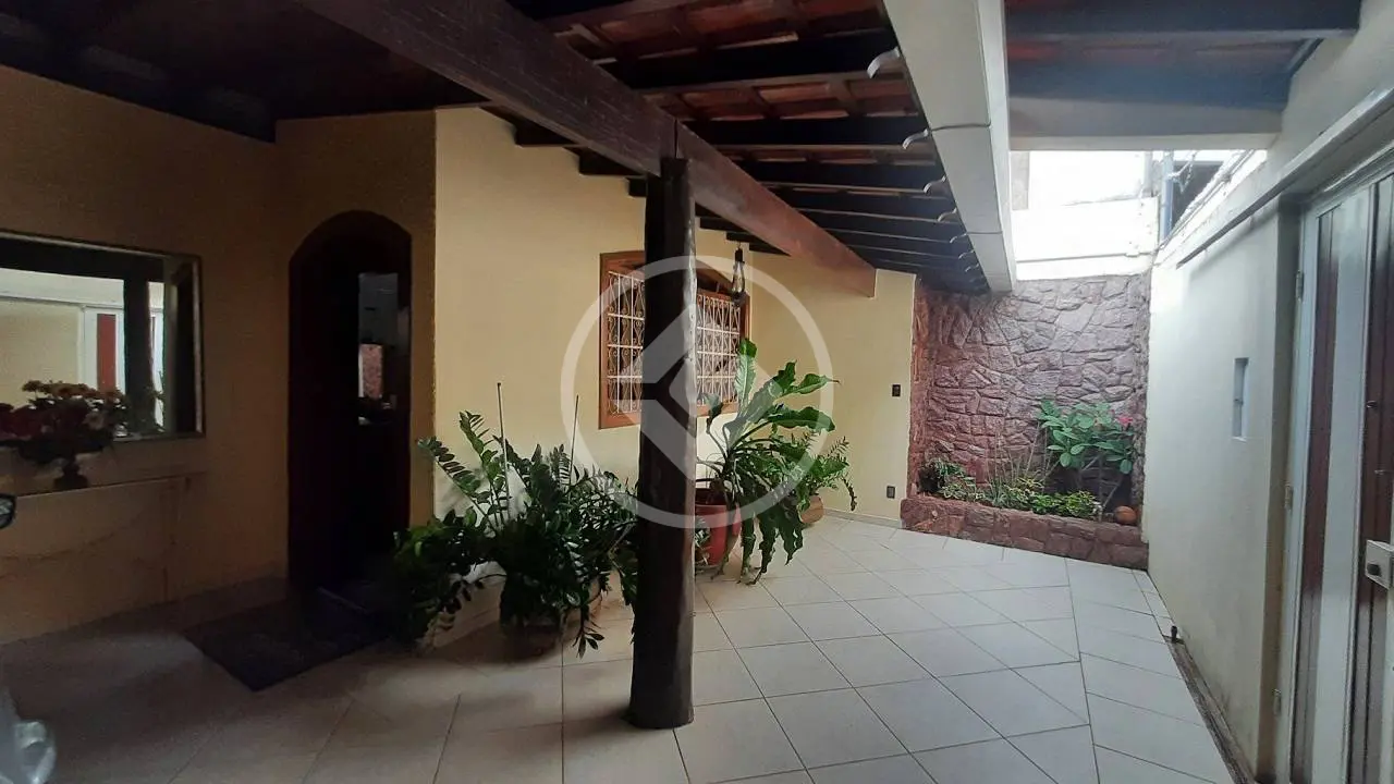 Casa 4 quartos no Aclimação, Uberlândia — foto 2 de 6
