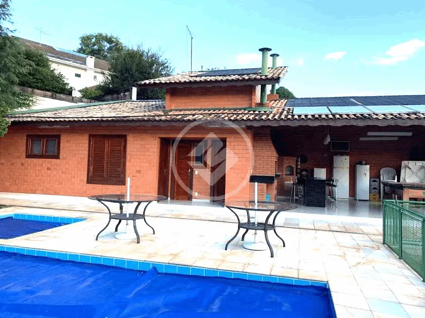 Casa mobiliada a venda no condominio Marambaia em Vinhedo