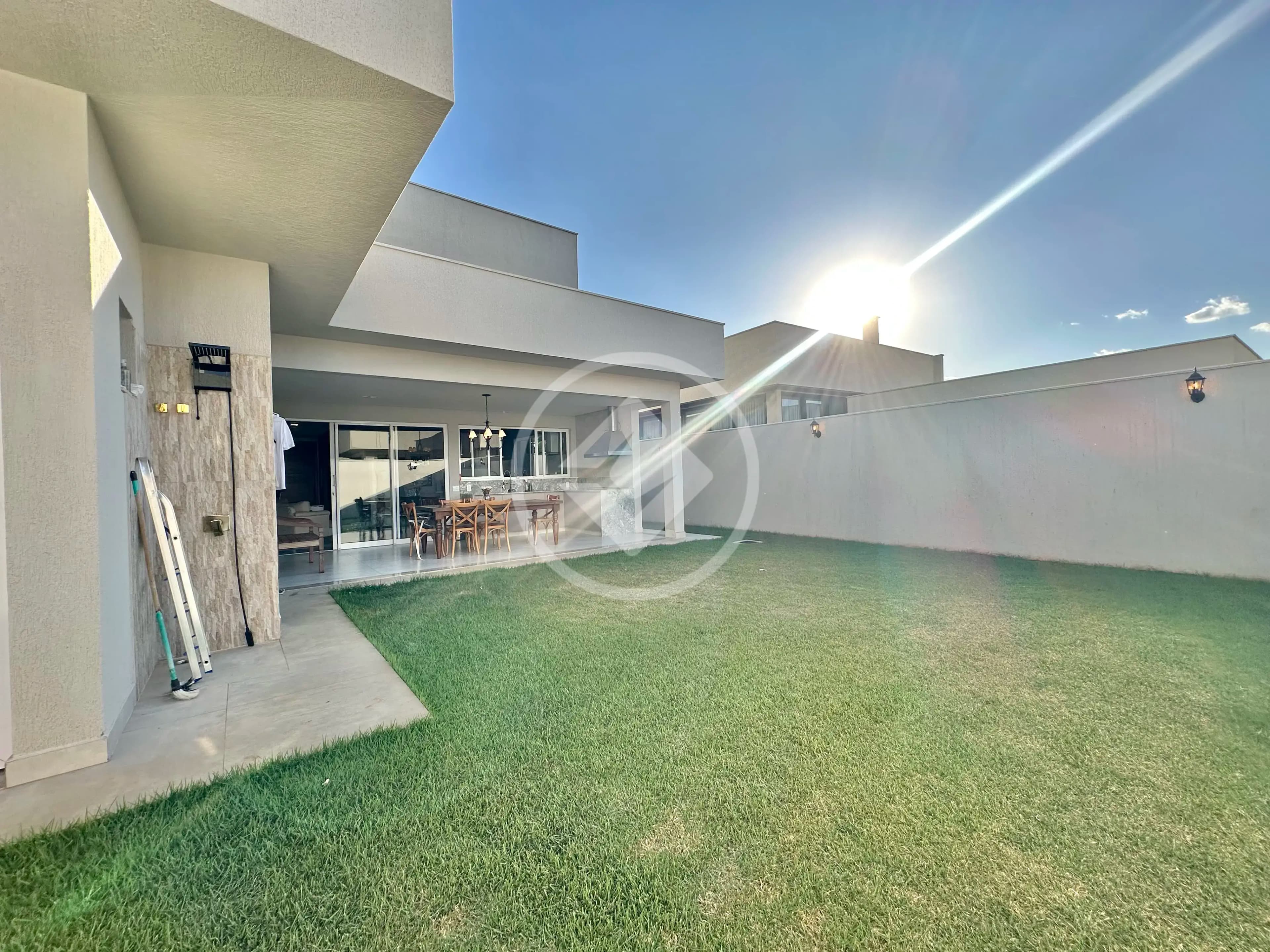 Sobrado Em Condomínio Residencial Goiânia Golfe Clube, Goiânia - GO — foto 2