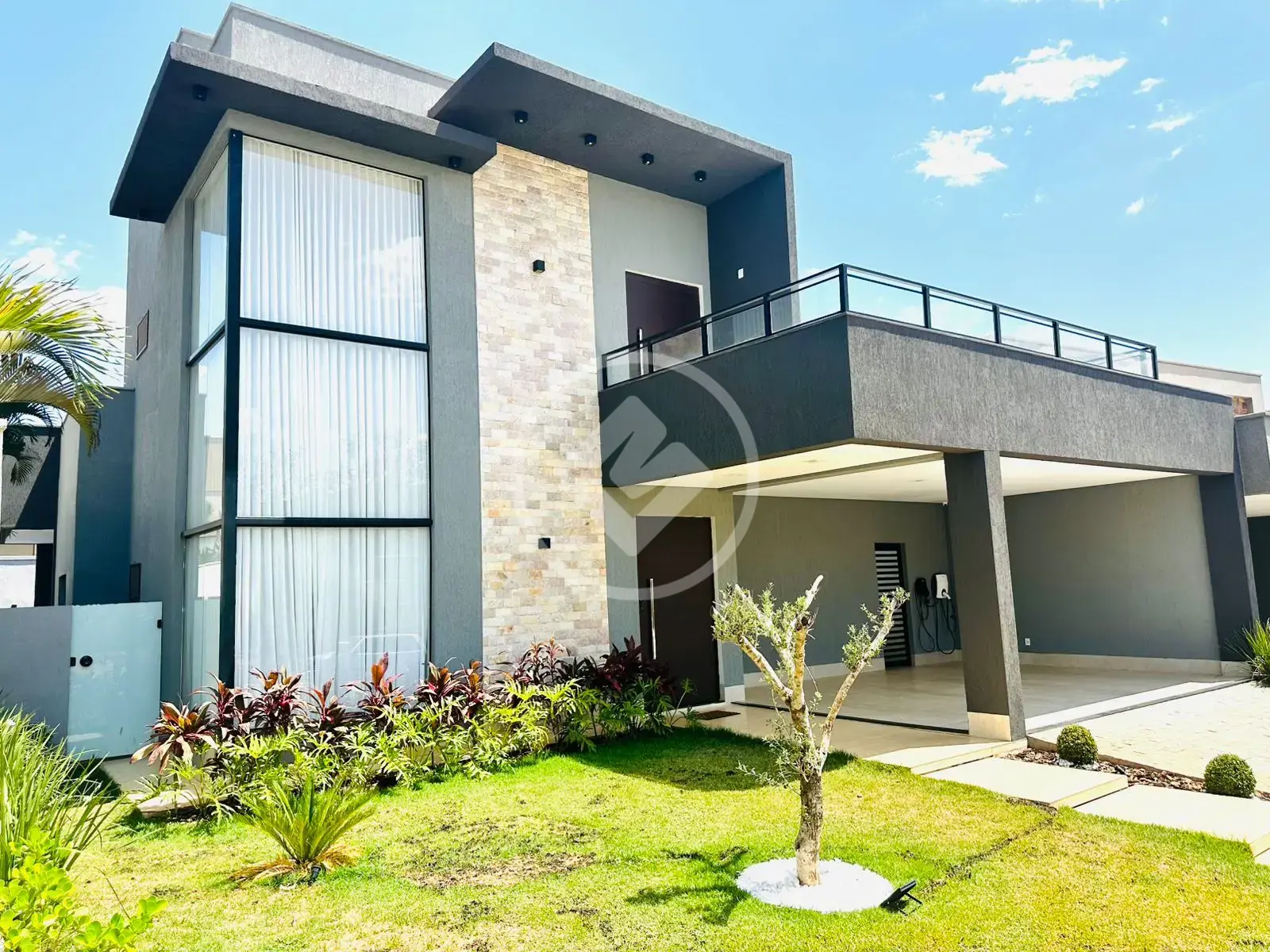 Sobrado Em Condomínio Residencial Goiânia Golfe Clube, Goiânia - GO — foto 1