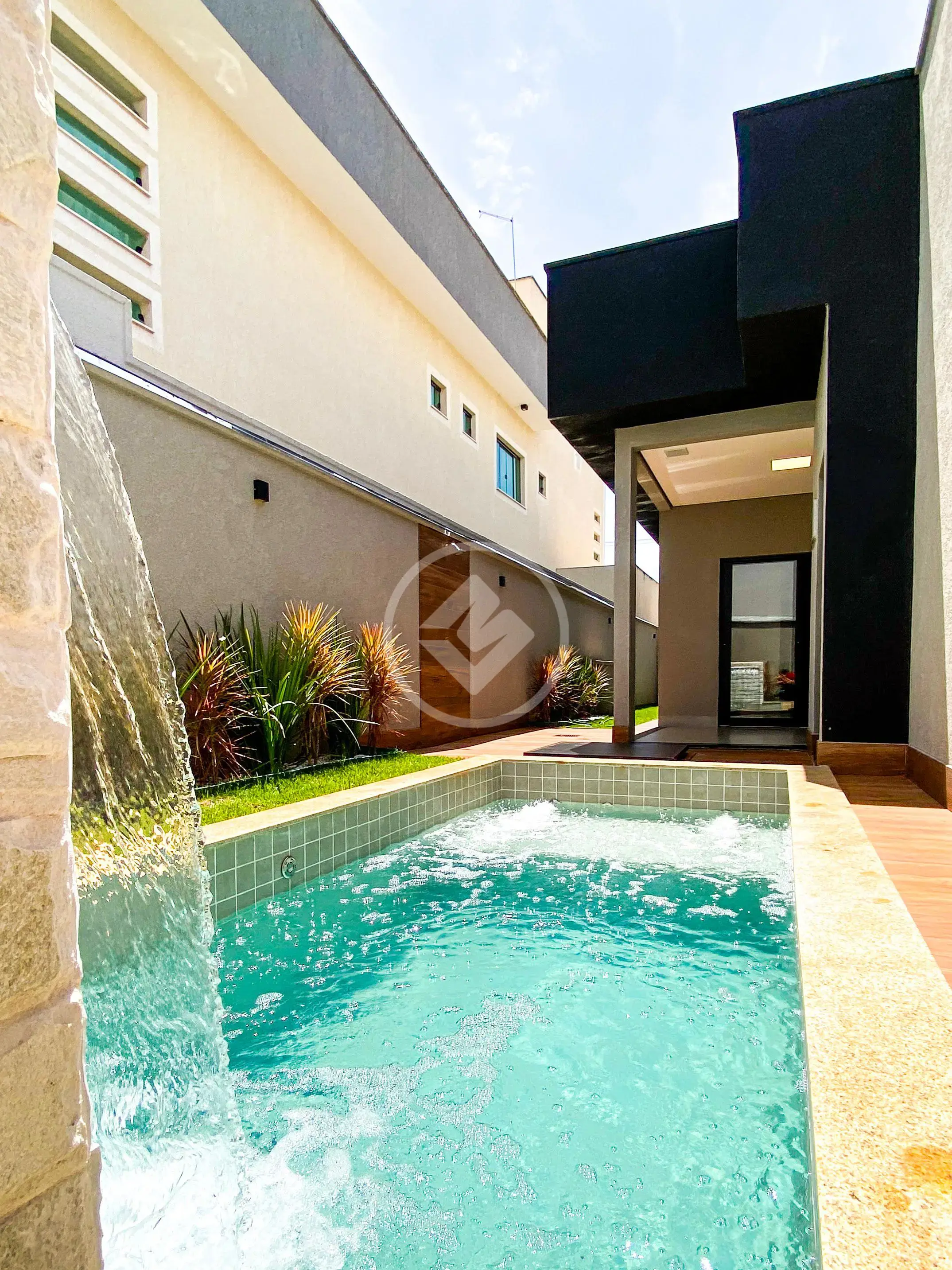 Casa Condomínio 4 quartos no Terras Alpha Residencial 1, Senador Canedo — foto 4 de 6