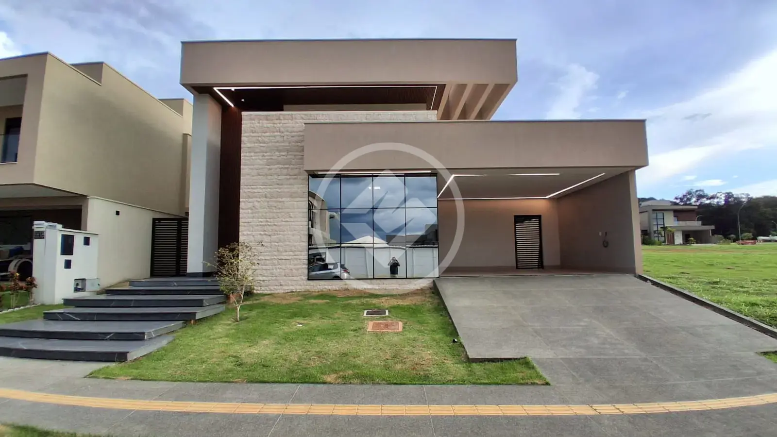 Casa Condomínio Jardins França, Goiânia - GO — foto 1