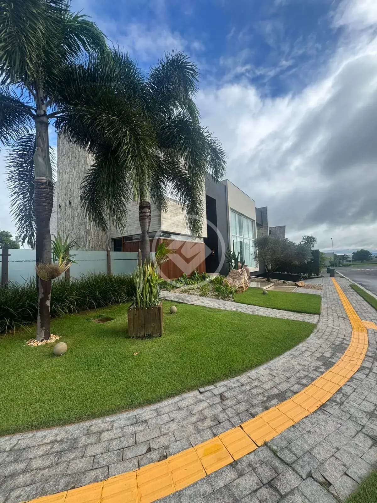 Sobrado Em Condomínio Residencial Goiânia Golfe Clube, Goiânia - GO — foto 2