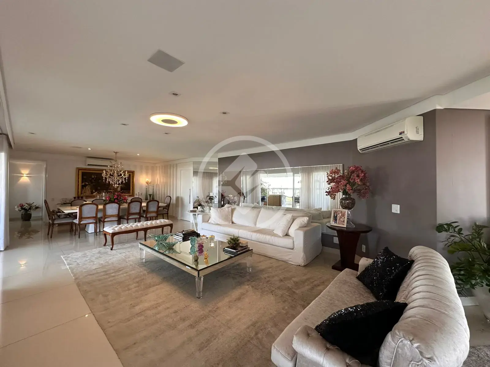 Apartamento Setor Oeste, Goiânia - GO — foto 1