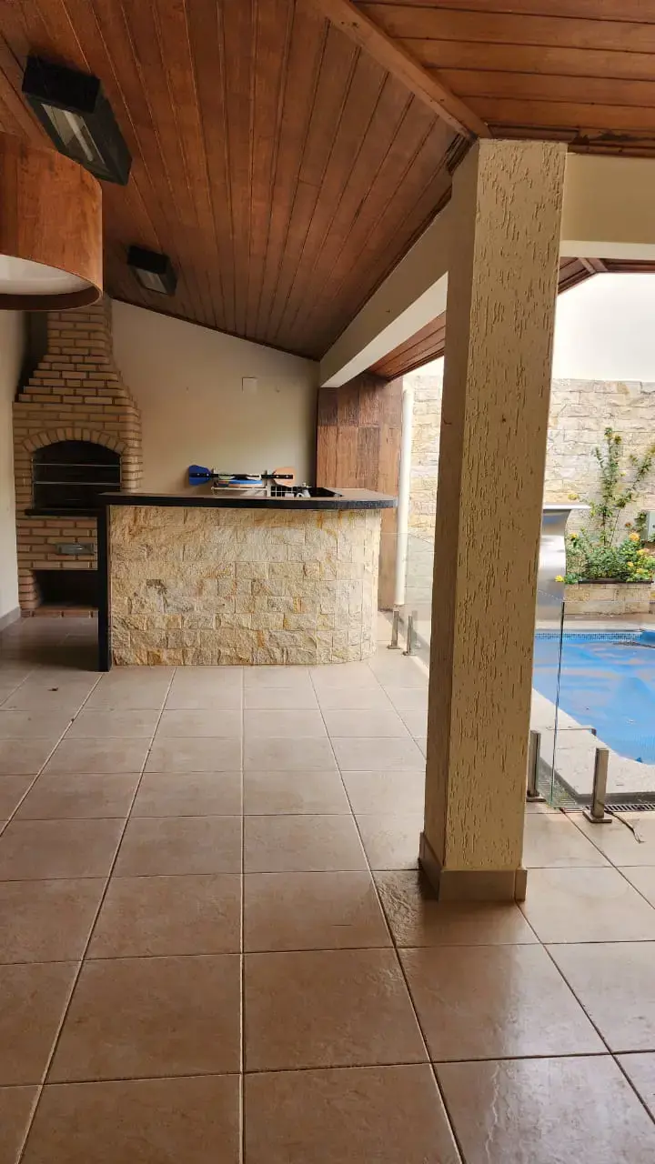 Casa Comercial no B. FUNDINHO, Uberlândia — foto 4 de 6