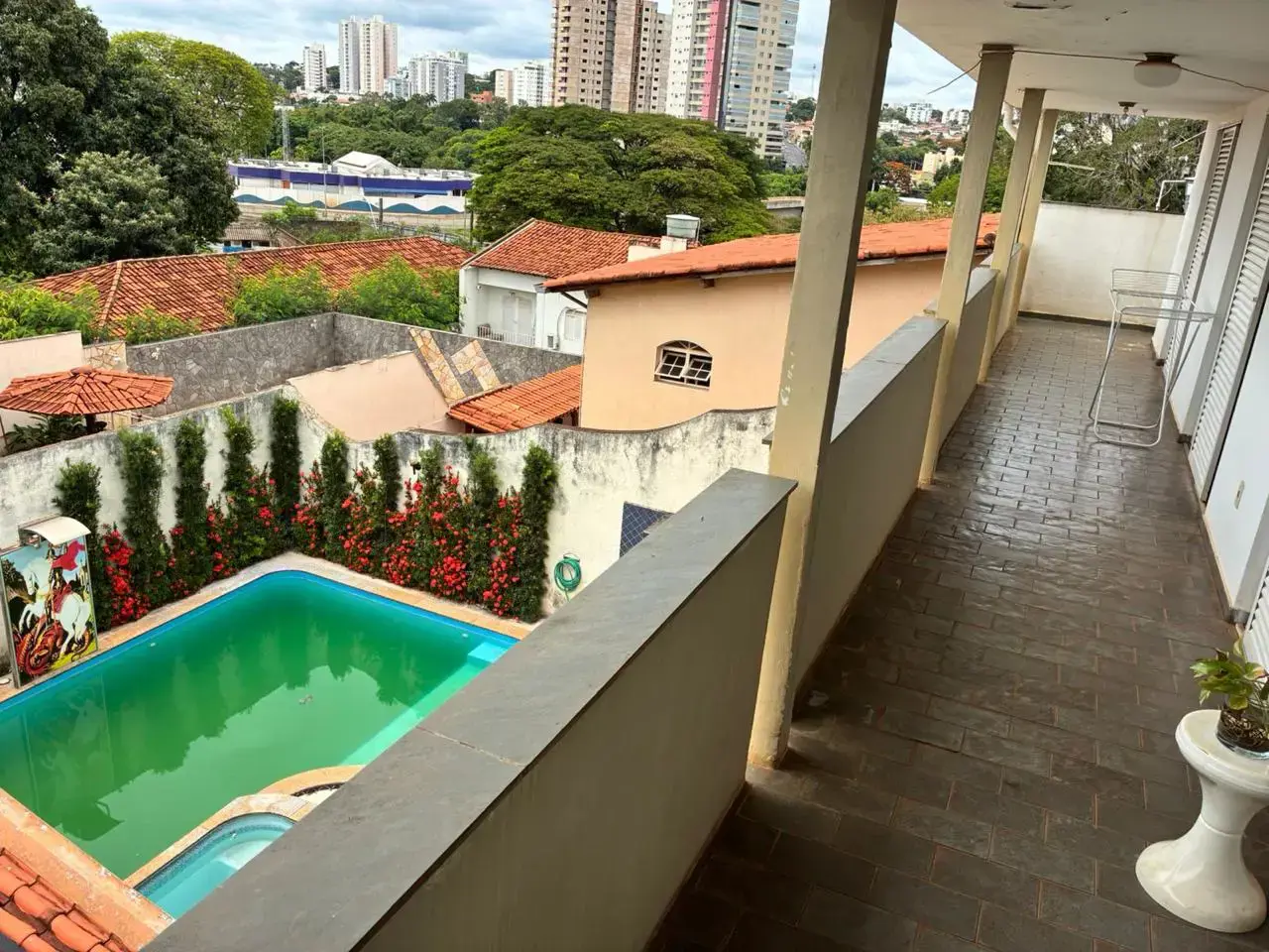 Sobrado 5 quartos no Tabajaras, Uberlândia — foto 6 de 6