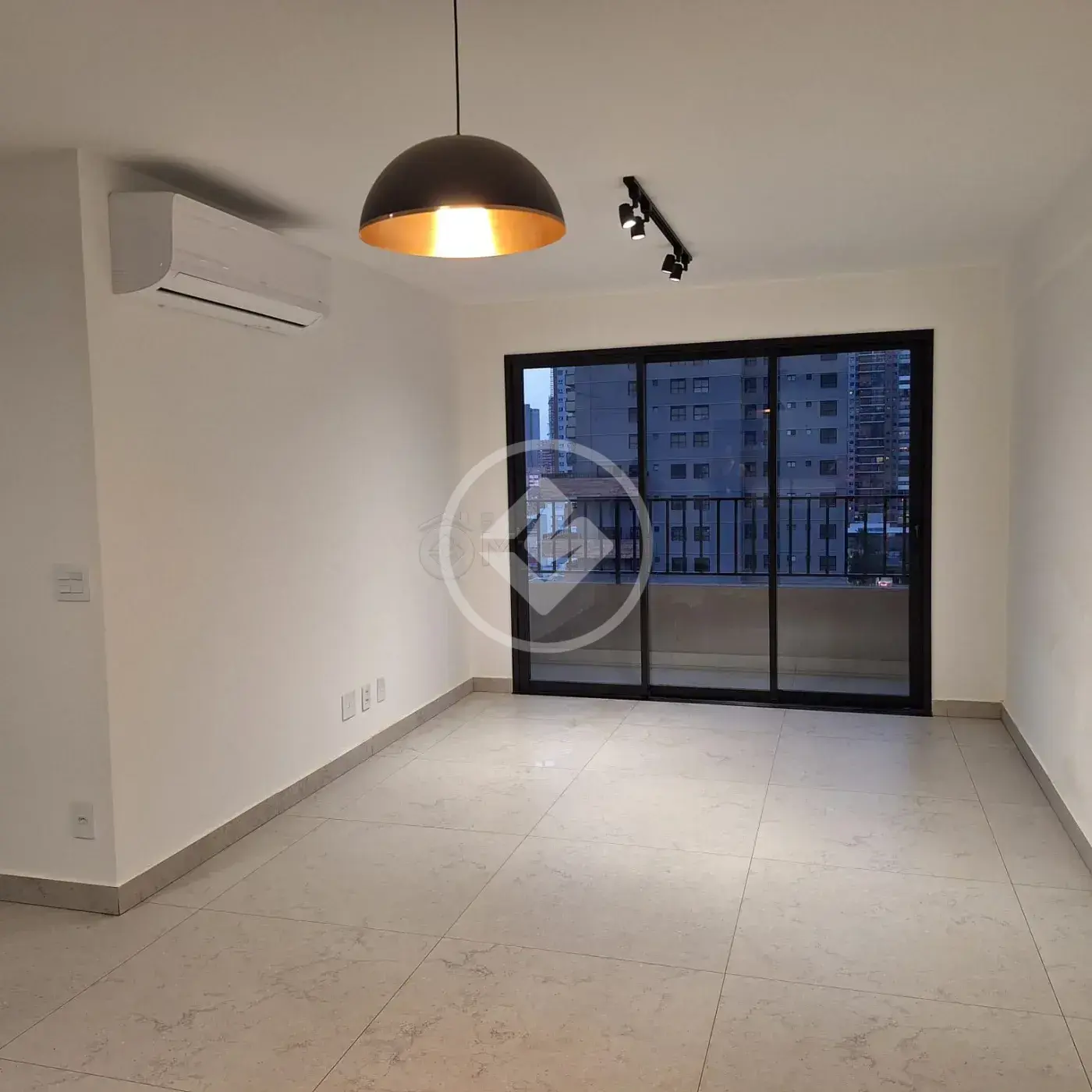 Apartamento Setor Bueno, Goiânia - GO — foto 1