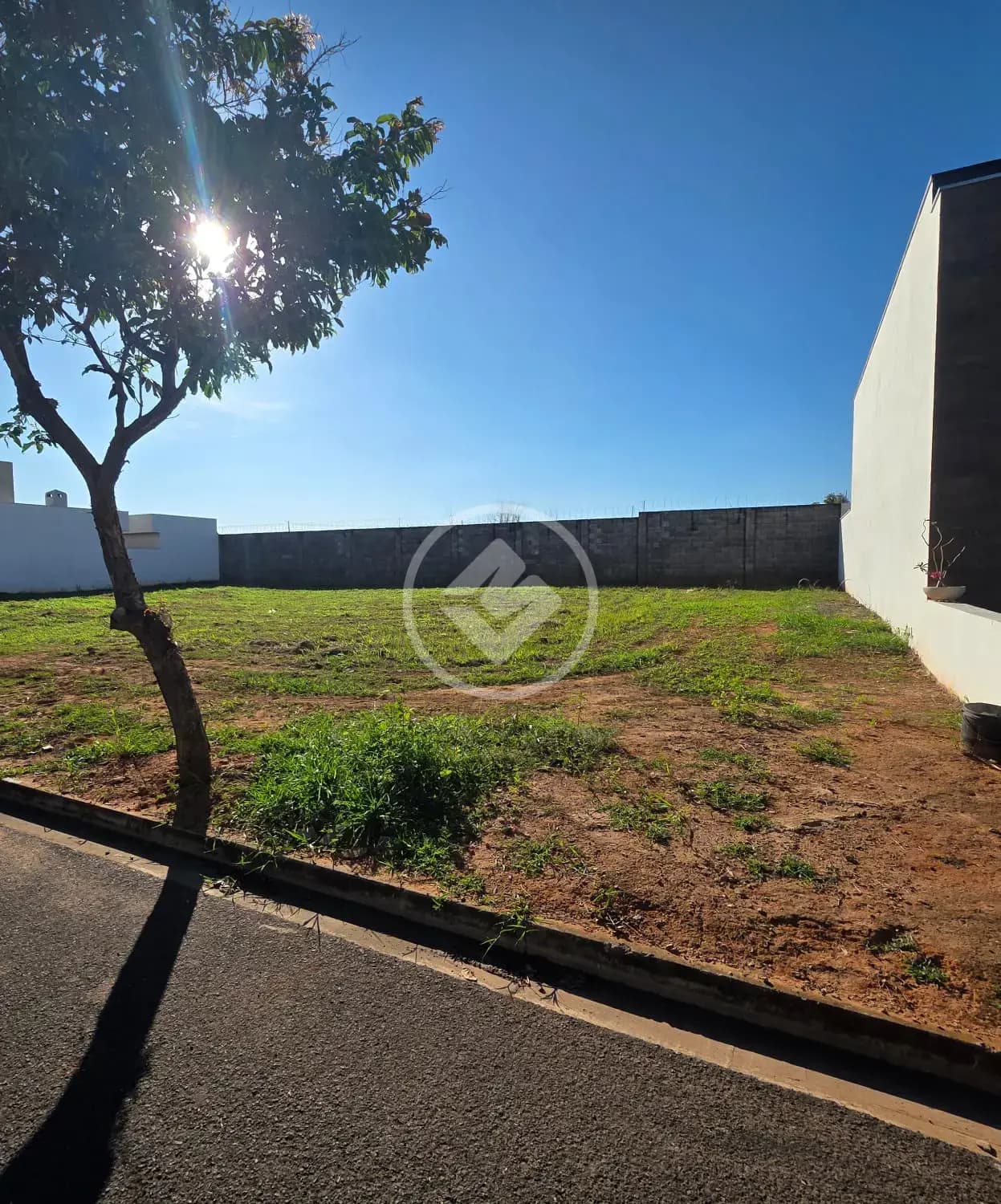 Terreno Condomínio Aeroporto, Araçatuba - SP — foto 1