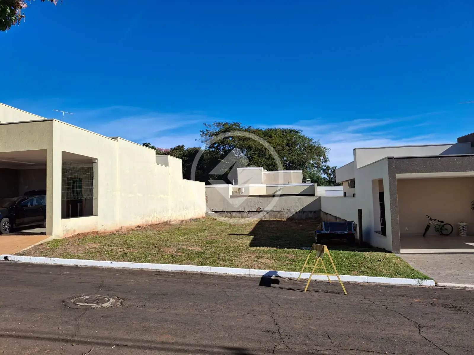 Terreno Condomínio Pinheiros, Araçatuba - SP — foto 1