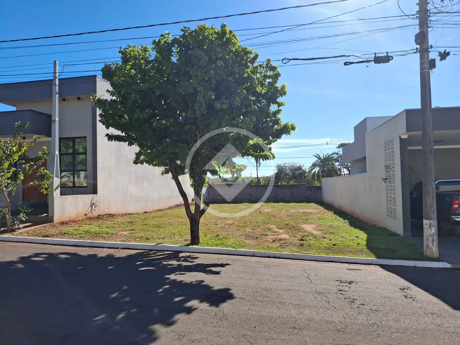 Terreno Condomínio Pinheiros, Araçatuba - SP — foto 1