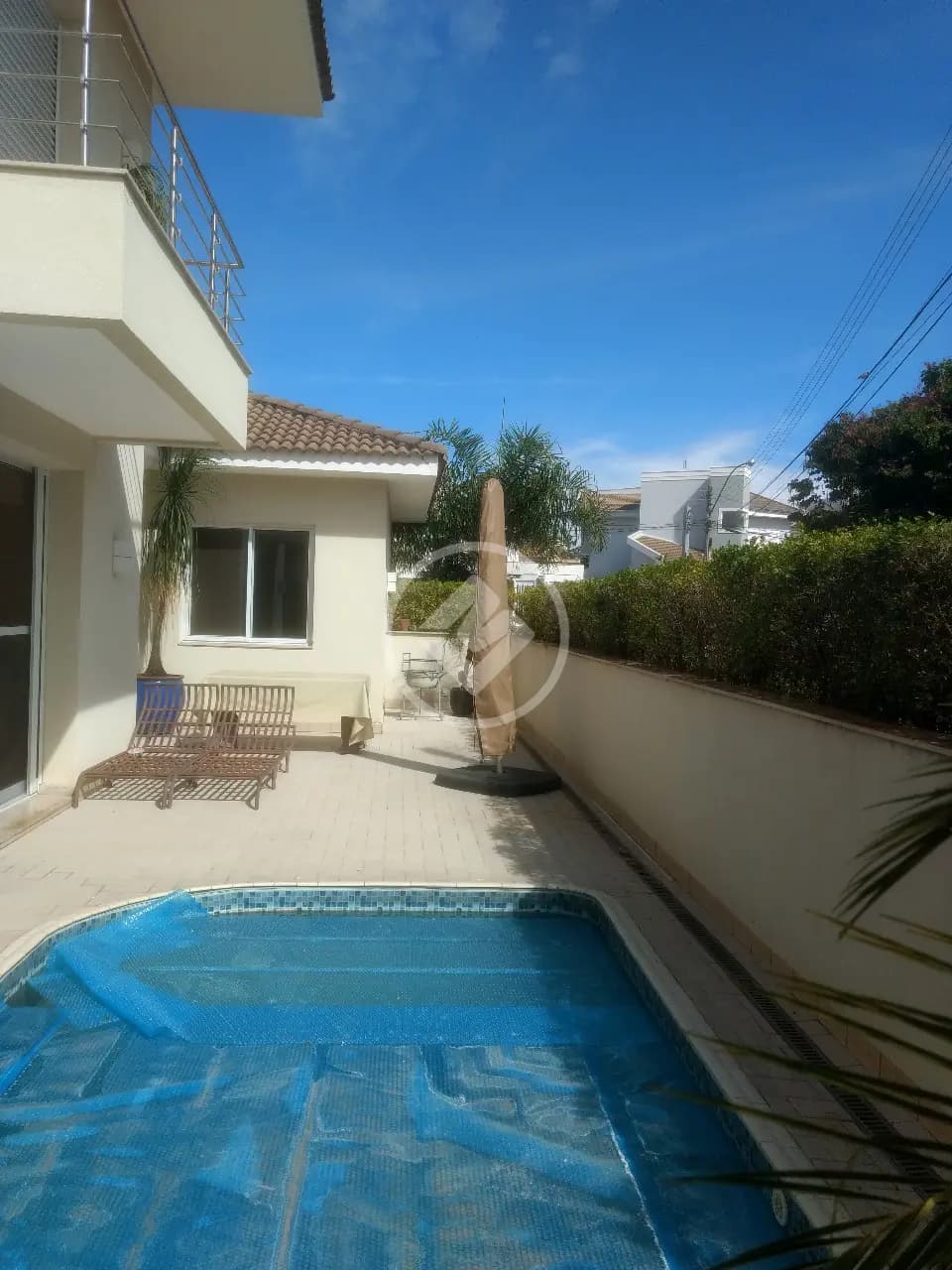 CASA CONDOMÍNIO