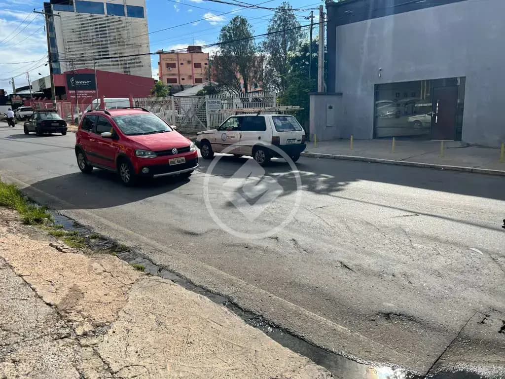 Casa Comercial 4 quartos no Areão, Cuiabá — foto 4 de 6