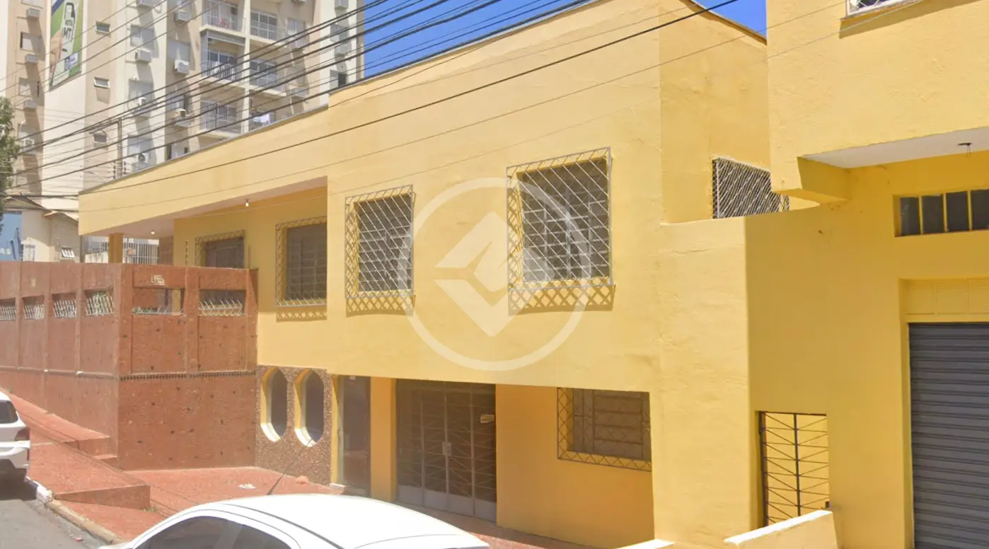Vende-se Sobrado Comercial - 288 m² Construídos - Bairro Goiabeiras - Cuiabá (MT) - Valor: R$ 900.000,00