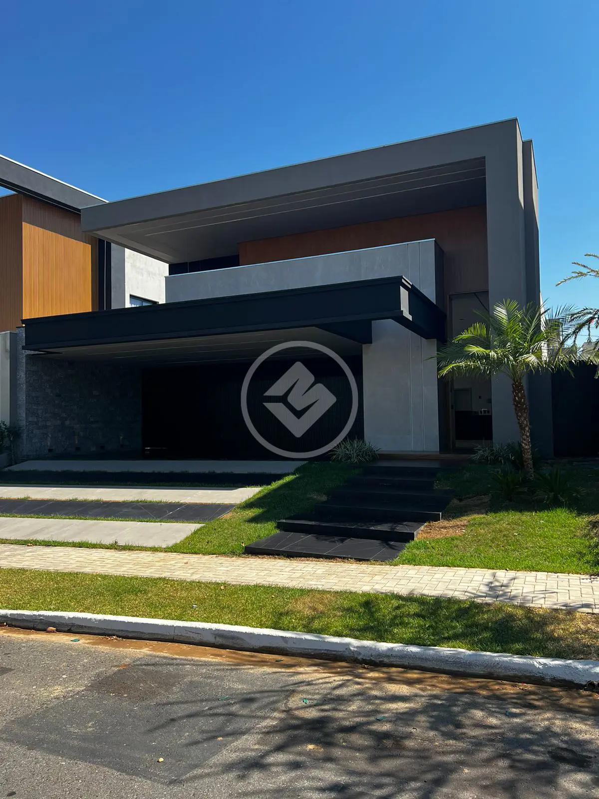 Sobrado Em Condomínio Ribeirão do Lipa, Cuiabá - MT — foto 2