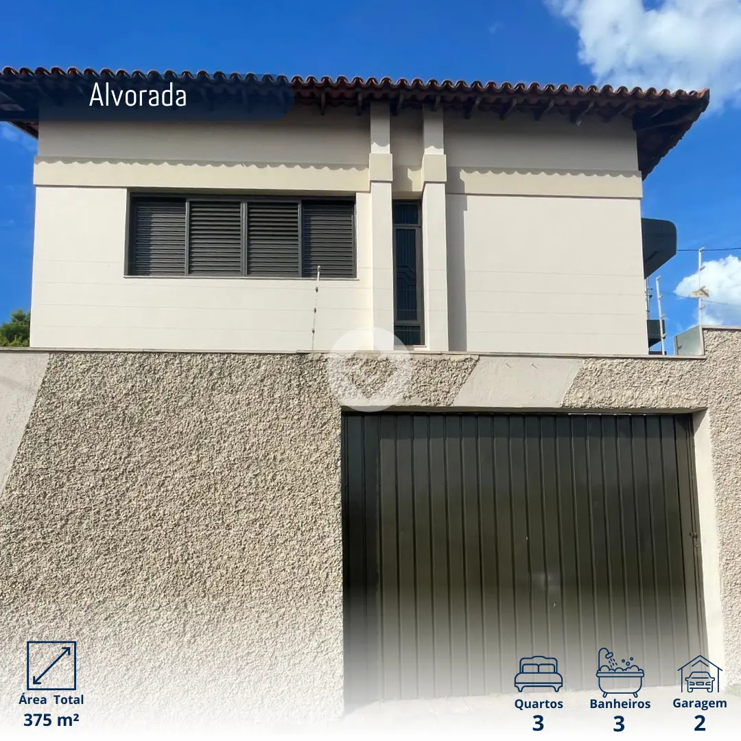 Casa de esquina em localização central
