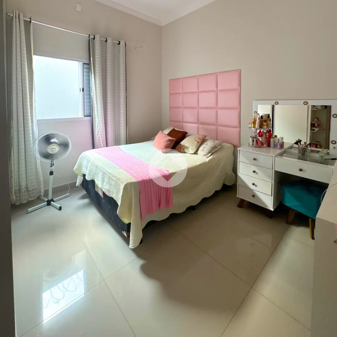 Casa 3 quartos no Loteamento Fenícia, Araxá — foto 3 de 6