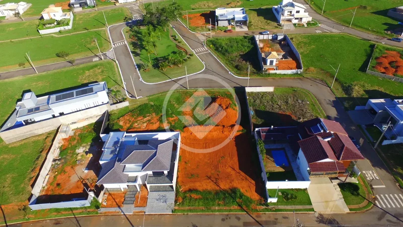 Terreno no Loteamento Villa das Artes, Araxá — foto 3 de 5
