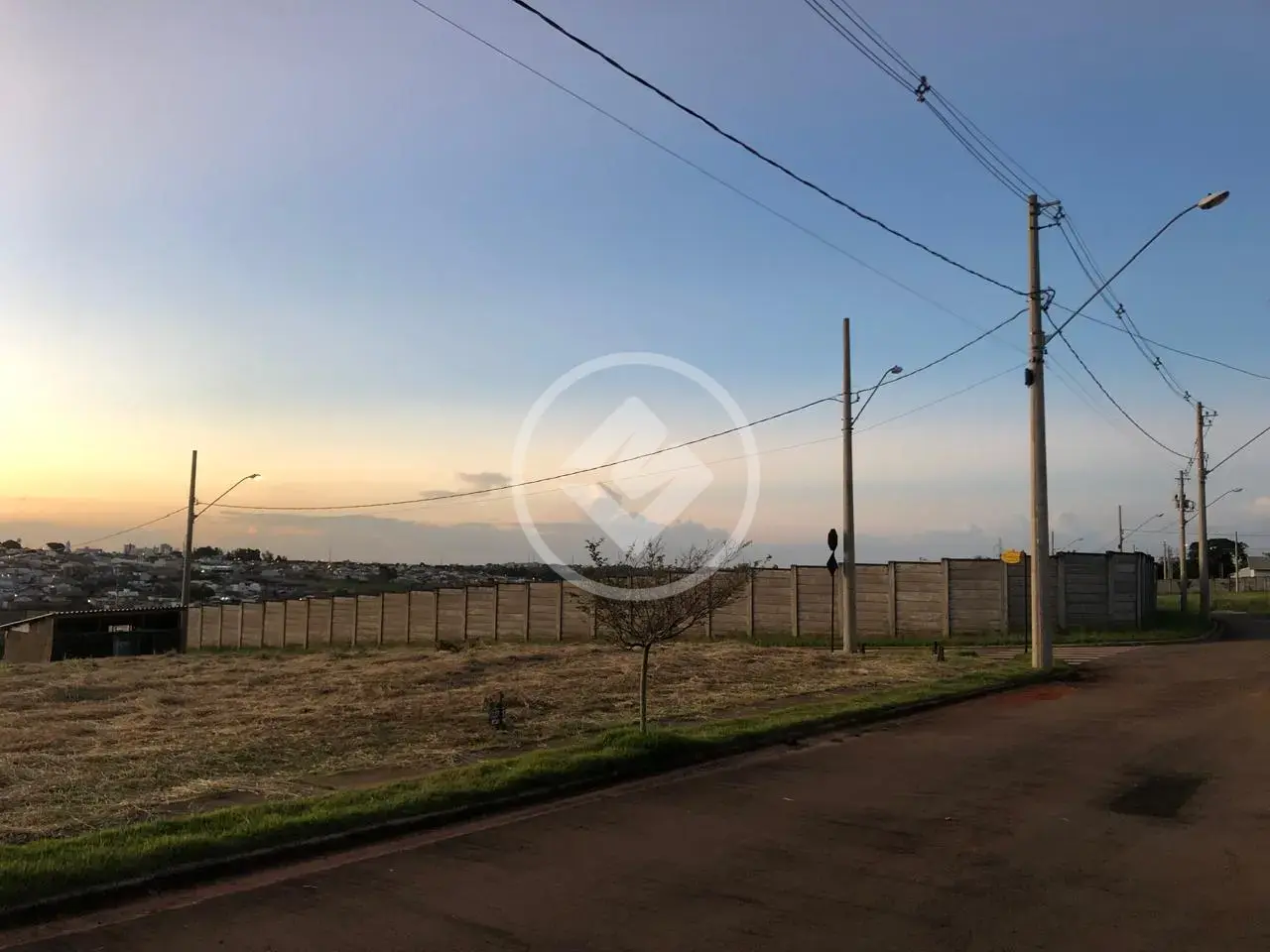 Terreno Loteamento Villa das Artes, Araxá - MG — foto 2