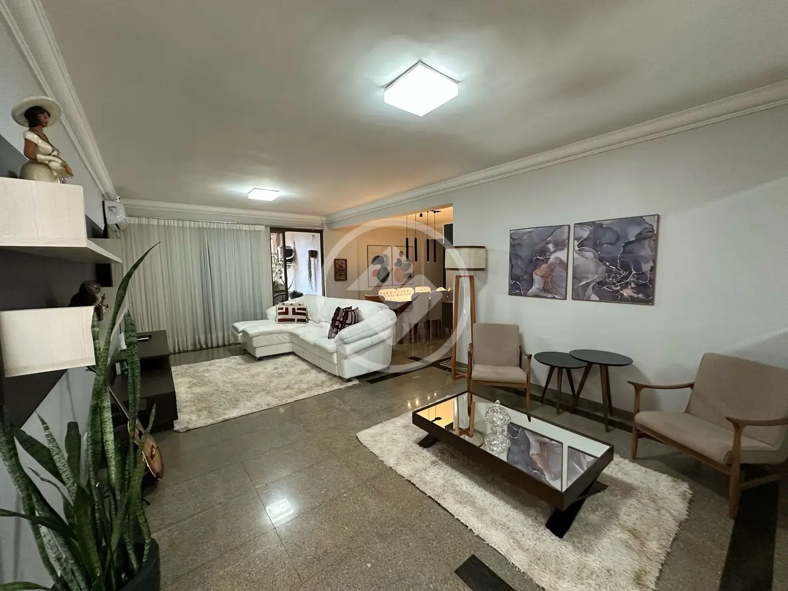 Apartamento Setor Bueno, Goiânia - GO — foto 1