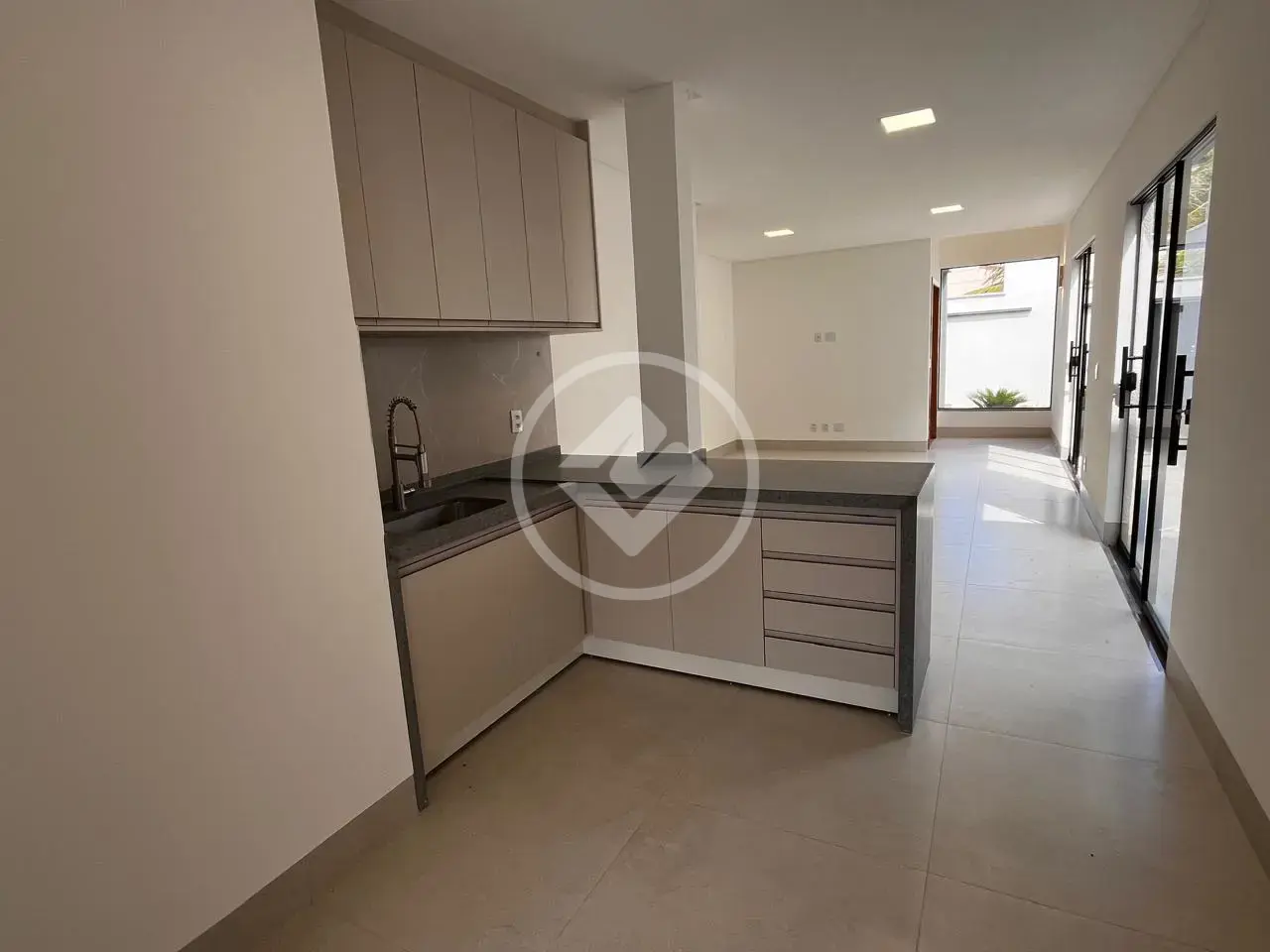 Casa 3 quartos no Jardim Helvecia, Aparecida de Goiânia — foto 6 de 6