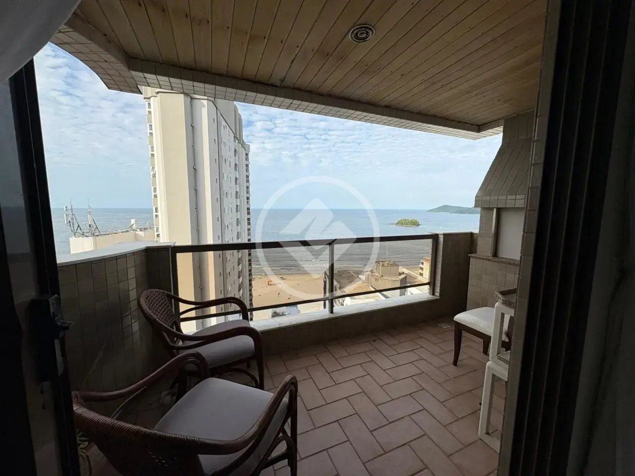 Apartamento Centro, Balneário Camboriú - SC — foto 1