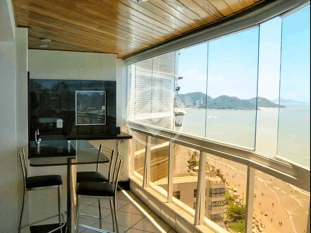 Apartamento Centro, Balneário Camboriú - SC — foto 1