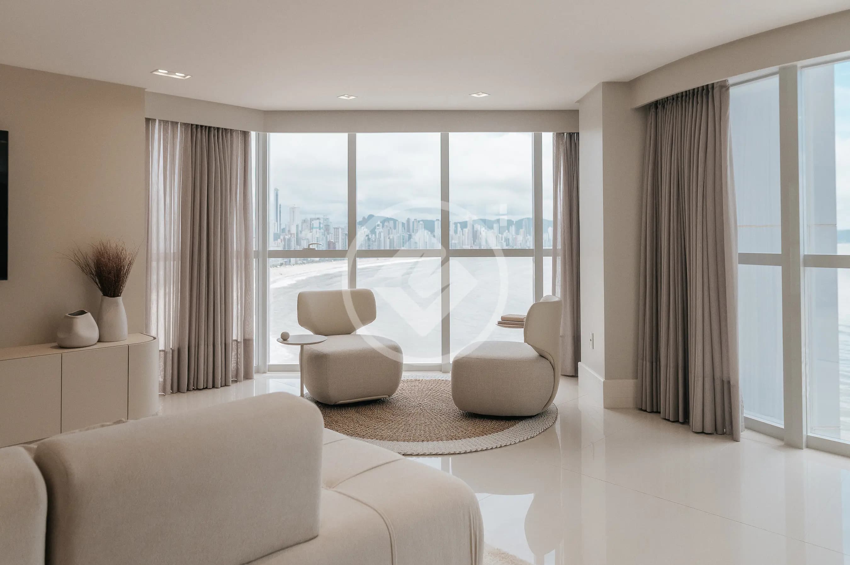 Apartamento Centro, Balneário Camboriú - SC — foto 1