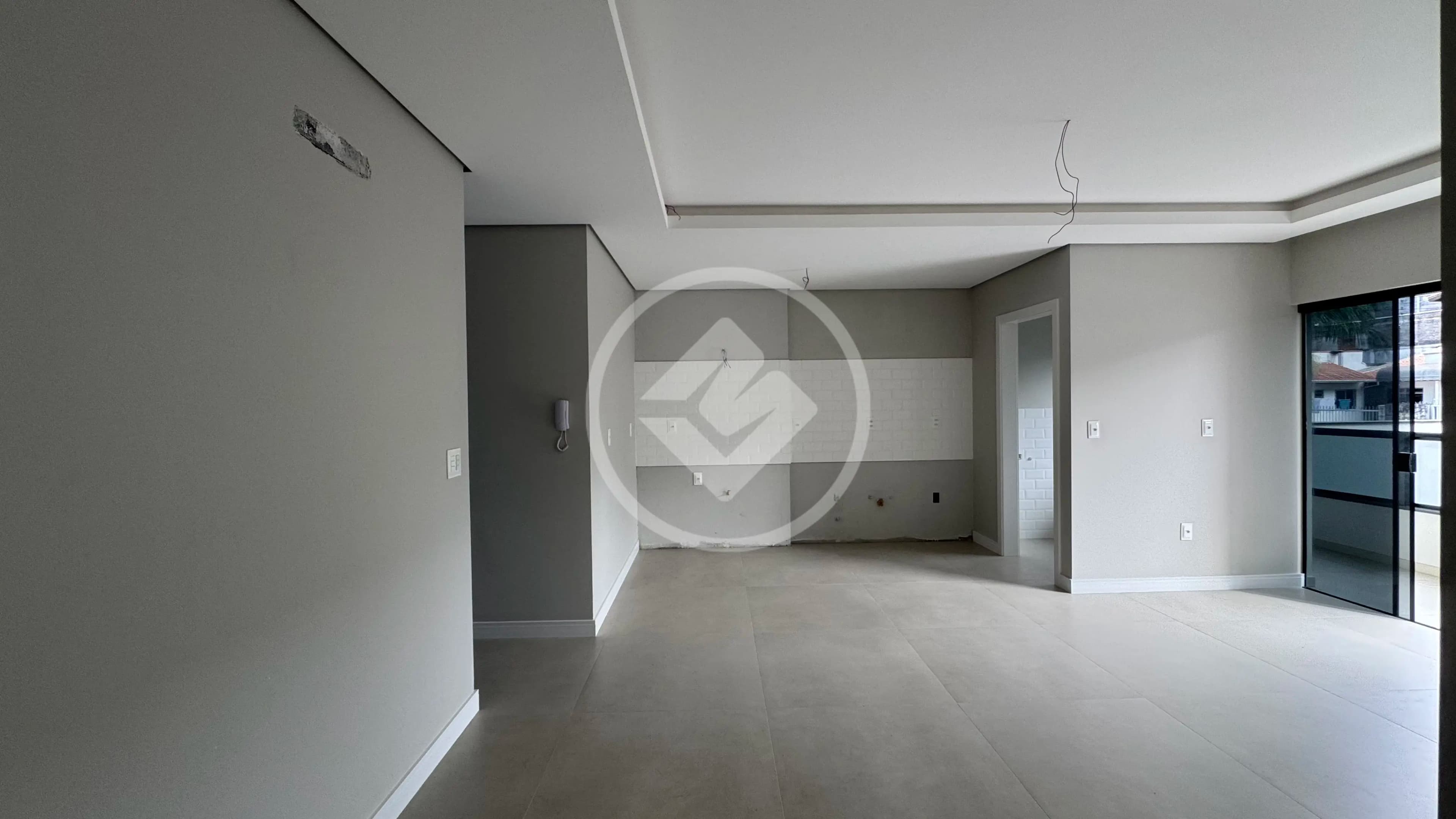 Seu Novo Lar no bairro das Nações, BC - 2 dormitórios (1 suíte), Churrasqueira e Vaga! 🏡🔑