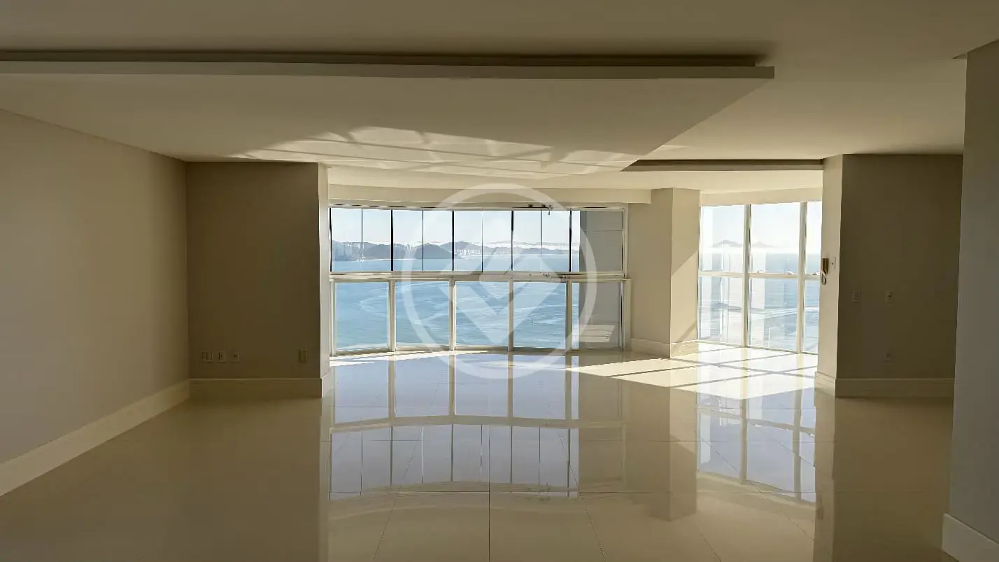 Apartamento Centro, Balneário Camboriú - SC — foto 1