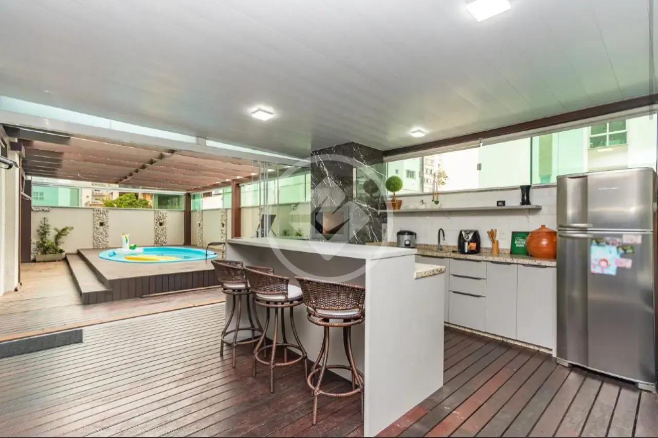 Apartamento no PIONEIROS, Balneário Camboriú — foto 4 de 6