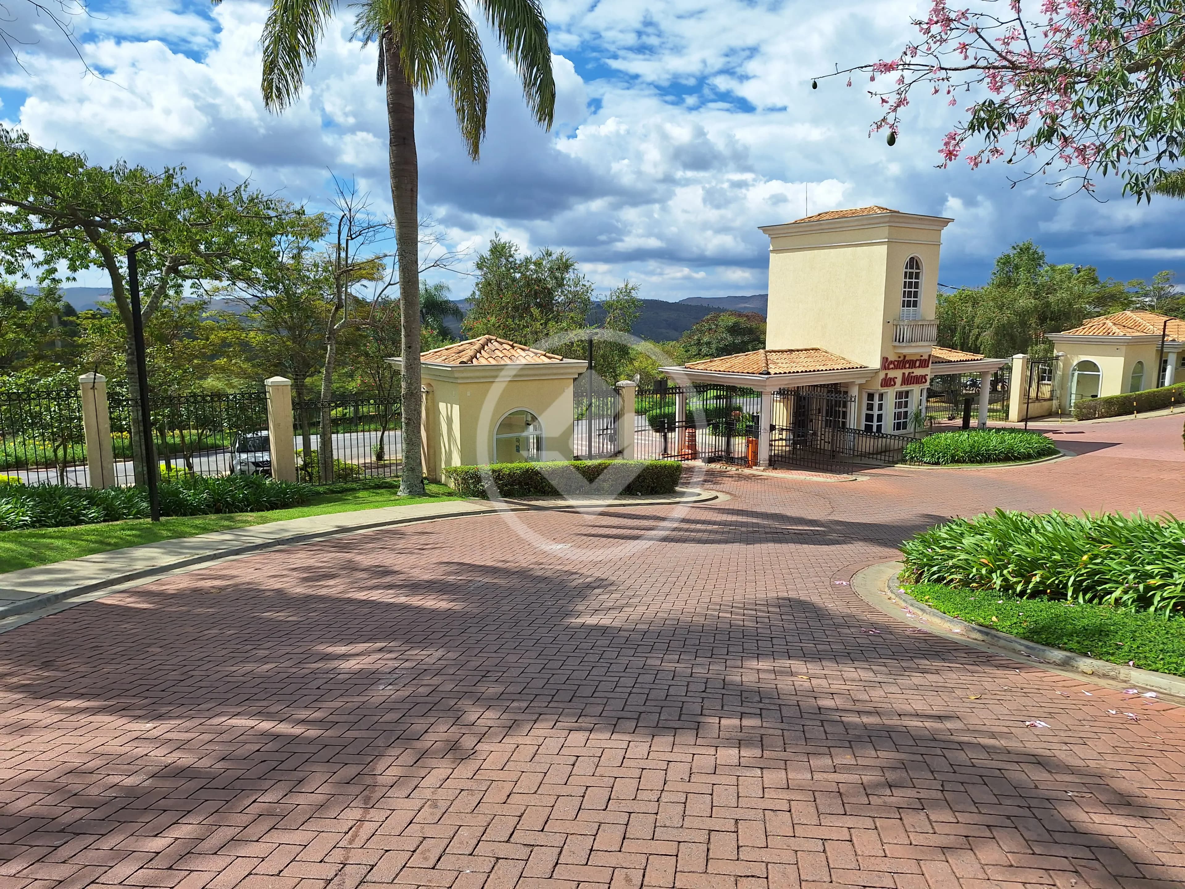 Lote de 784,13m2 à venda no Alphaville