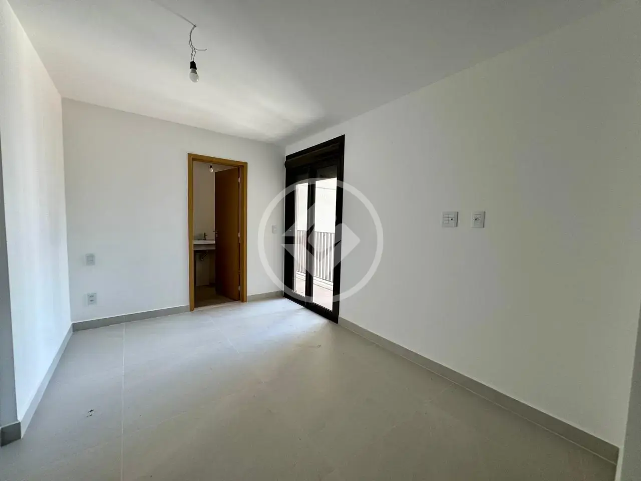 Apartamento 4 quartos no Setor Bueno, Goiânia — foto 3 de 6